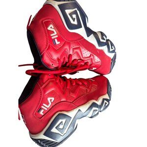 Fila MB Boy's Red & Navy Retro High-Top Basketball Shoes Sz 5.5 NWOB